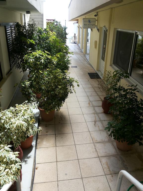 Hotel San Georgio Tsoútsouros